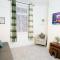 Town Centre House with parking, Wi-Fi