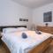 Villa Tri Palme with heated pool