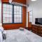 NY Style Centric Loft with King Bed by Park av