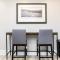 South Bend Serenity: Freshly Renovated 3BR 2mi ND - South Bend