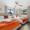 Luxury Getaway with Retreat Heated pool and Jacuzzi L31 - ميامي
