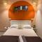 The Arch: Private Studio Room in Koregaon Park - Pune