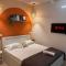 The Arch: Private Studio Room in Koregaon Park - Pune
