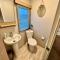 2 Bedroom Lakeview Lodge - Ensuite & Balcony Deck
