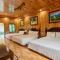Hang Lan Bungalow