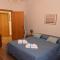 Camera e cameretta con bagno privato - Rom