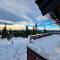 Cozy and comfortable cabin in the center of Sjusjøen with a large terrace - Ringsaker