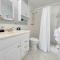 Perfect Beach Getaway with Dock AND Pet Friendly - St Pete Beach
