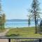 Torch Lake Blue 4BDR Beachfront House ➠ 2364