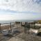 Air Maison - Seafront Flat Private - Roof Terrace with Parking