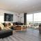 Air Maison - Amazing View - 3 Bedroom Beachfront Flat