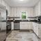 Relax In This 4BR Retreat With Screened Snug Porch - ماريتا
