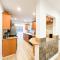 Beverly Hills-Neighboring 2-BR Home - DOH1 - Лос-Анджелес