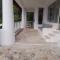 Casa Grega em Angra dos Reis com Piscina e Vista Espetacular