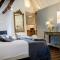 The White Queen B&B