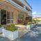 Apartments Villa Maris