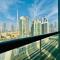 Chic Studio with Burj Views at Sterling by Omniyat - Dubaj