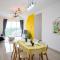 Bright & Modern 3BR Suite FREE Parking Bright & Modern 3BR Suite FREE Parking