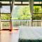 Ngermid Oasis-Studio Loft With Kitchenette & Scenic Views