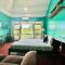 Ngermid Oasis-Studio Loft With Kitchenette & Scenic Views