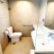 Skol 302 Super One-bedroom Duplex with Sea Views