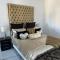 Posh Spot on the beachfront sleeps 5 - Gqeberha