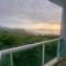 Studio pé na areia, vista, internet e ar - 马卡埃