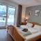 MottHof