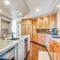Expansive Mountain Gem Game Room, 3 Mi to Acton