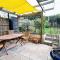 The Rose Garden of Basildon in the Heart of Basildon by Artisan Stays I Weekly or Monthly Stay Offer I Pvt Parking I Sleeps 6 - Basildon