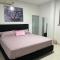 Hotel COOL HOUSE 24Horas