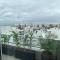 Penthouse Panorámico a Estrenar en Sofisticado Barrio y Edificio 100m2 Piscina Salon de Eventos Gym