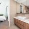 Sandringham Sunshine Escape