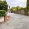 Waimairi Road - Christchurch Holiday Homes