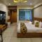 Grand Kailash Hotel
