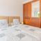 Son Serra country villa for 4 near Buger