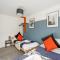 Modern Bristol Abode - Parking and Garden - Bristol