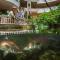DoubleTree by Hilton Cairns