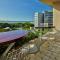 Hilton Cairns