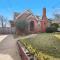 Mins to Zoo - Capitol Heights Hideaway - Montgomery