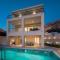Modern Villa Maris - with heated pool & sea view - Brela