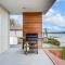 Modern Lake Champlain Villa with Spa - Venise-en-Québec