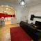 Apartment with Balcony and AC next to Danube - Budapest