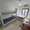 Flat Maresias 50m da Praia - 02 Mar & Tur