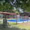 High Country Holiday Park - Mansfield