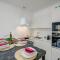 Beachy Vibes- 900m from the beach - Happy Rentals