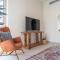 Cosy & Spacious 2 BR l Magical Boulevard View l by Burj & Dubai Mall I Pool I Gym I Family friendly - Dubai