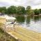 Sleeps 8 Thamefront Gem w PetsOK Free Parking