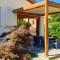 Villa Iris -Pet friendly stay - garden - private parking- Bike friendly holiday house