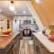 Deck and EV Charger Pet-Friendly Arnold Cabin!